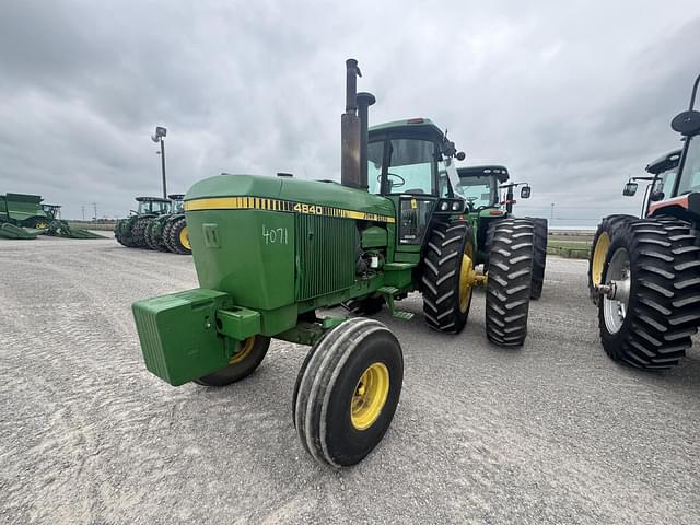 Image of John Deere 4840 equipment image 1