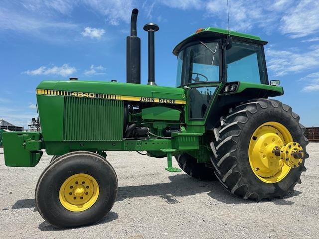 Image of John Deere 4840 Primary image