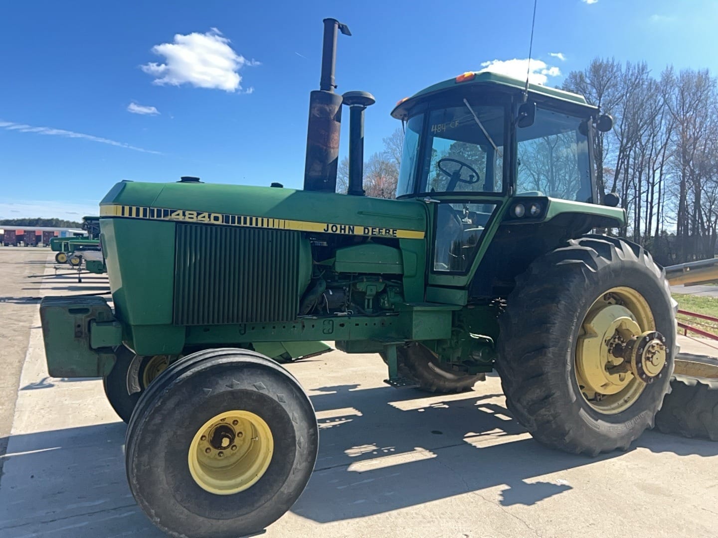 John Deere 4840 Equipment Image0