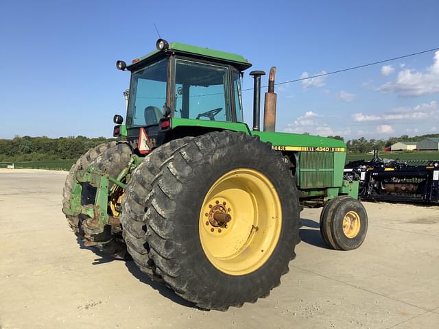 Image of John Deere 4840 equipment image 2