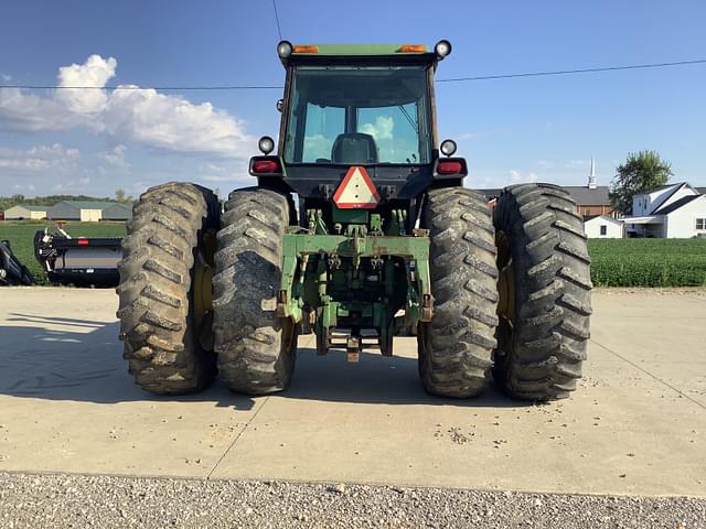 Image of John Deere 4840 equipment image 3