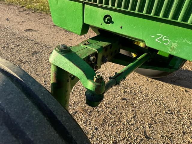 Image of John Deere 4840 equipment image 3