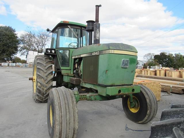 Image of John Deere 4840 equipment image 2