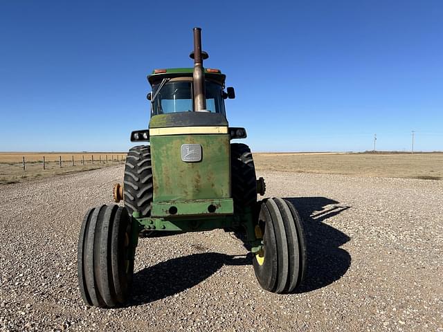 Image of John Deere 4840 equipment image 2