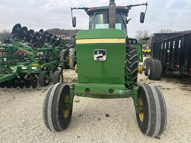 Image of John Deere 4840 equipment image 1