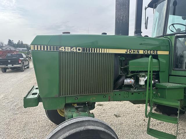 Image of John Deere 4840 equipment image 3