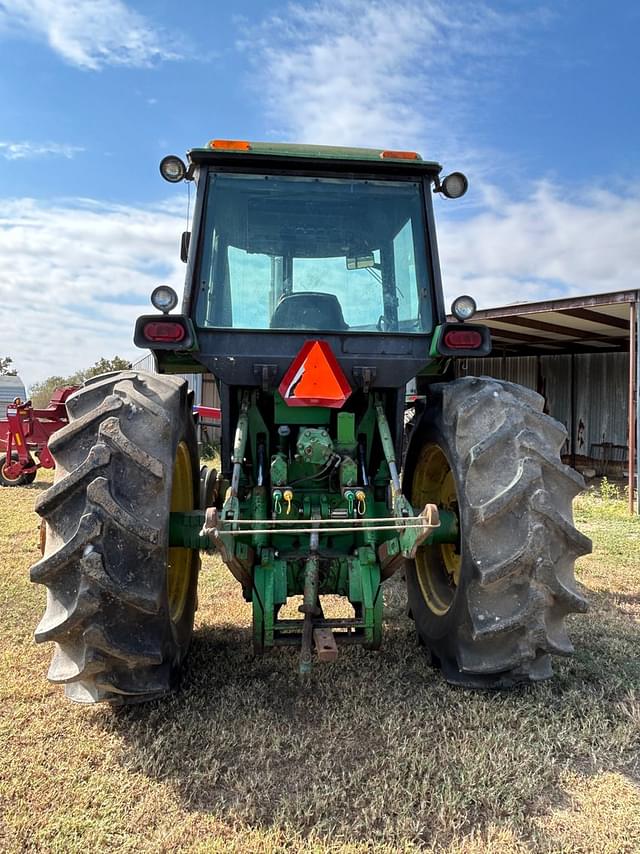 Image of John Deere 4840 equipment image 1