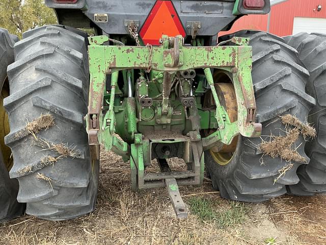 Image of John Deere 4840 equipment image 4