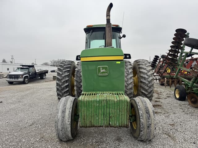 Image of John Deere 4840 equipment image 1