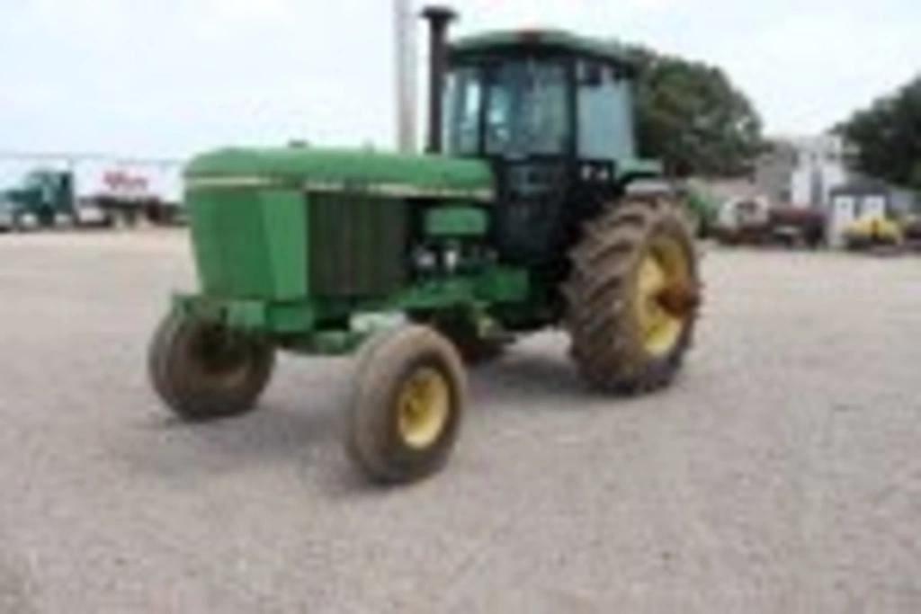 Image of John Deere 4840 Primary image