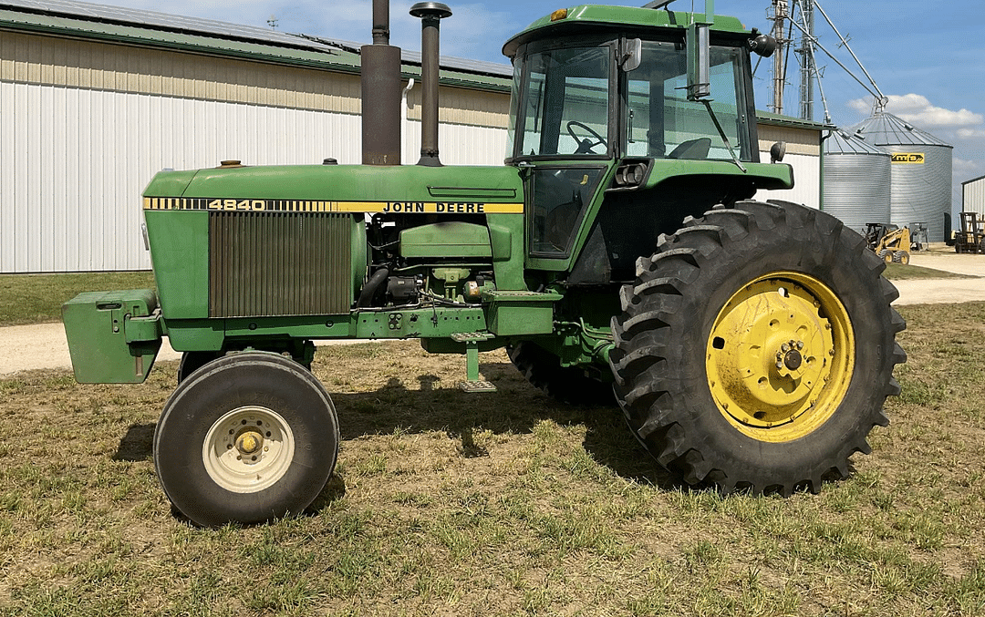 Image of John Deere 4840 Primary image