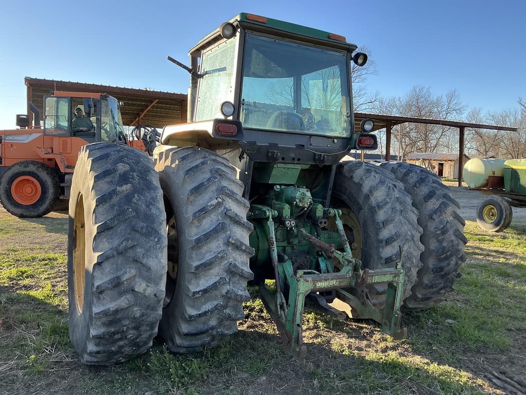 Image of John Deere 4840 Image 1