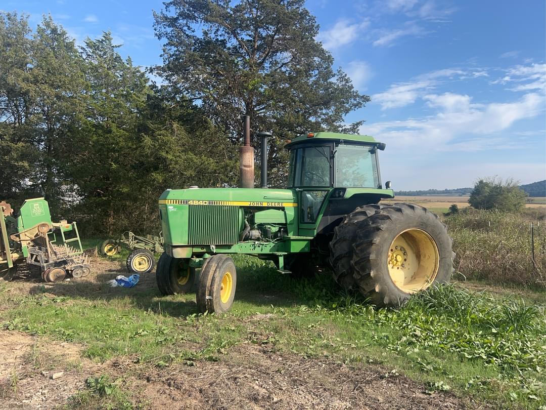 Image of John Deere 4840 Primary image