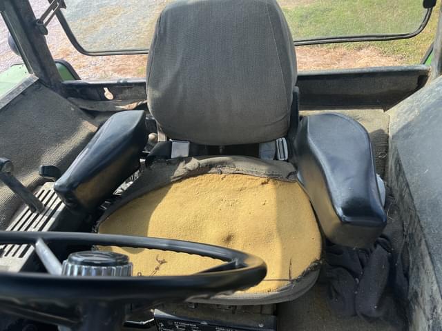 Image of John Deere 4840 equipment image 1