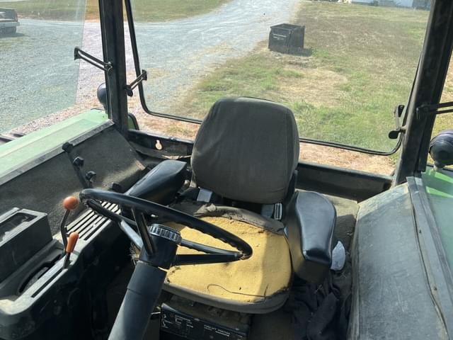 Image of John Deere 4840 equipment image 4