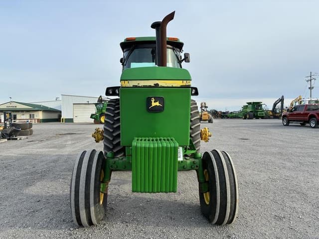 Image of John Deere 4840 equipment image 1