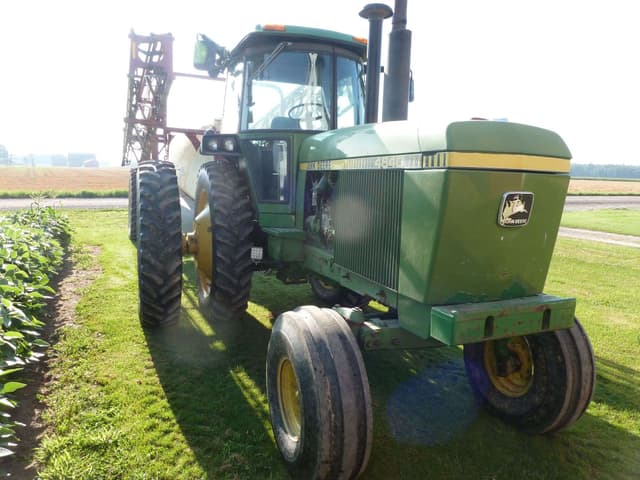 Image of John Deere 4840 equipment image 2