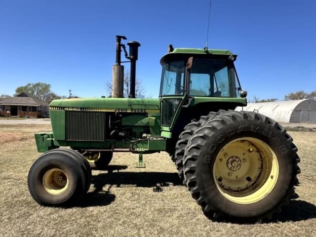 Image of John Deere 4840 equipment image 2