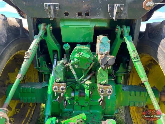 Image of John Deere 4840 equipment image 4