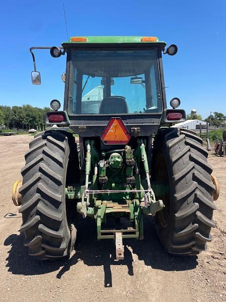 Image of John Deere 4850 equipment image 4