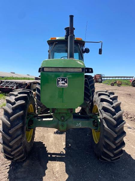 Image of John Deere 4850 equipment image 1