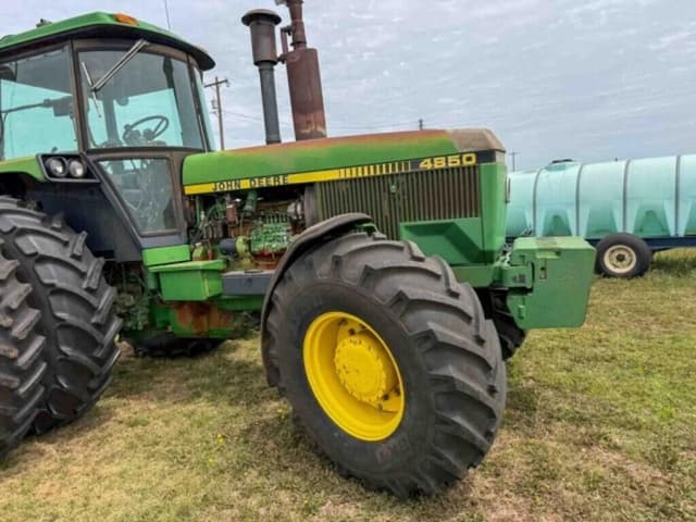 Image of John Deere 4850 equipment image 4