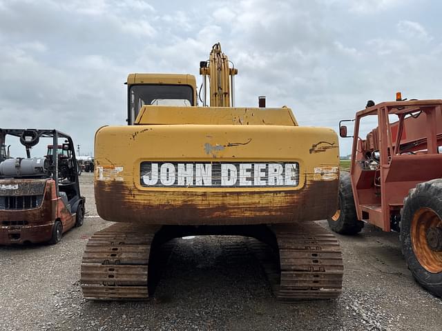Image of John Deere 490E equipment image 4