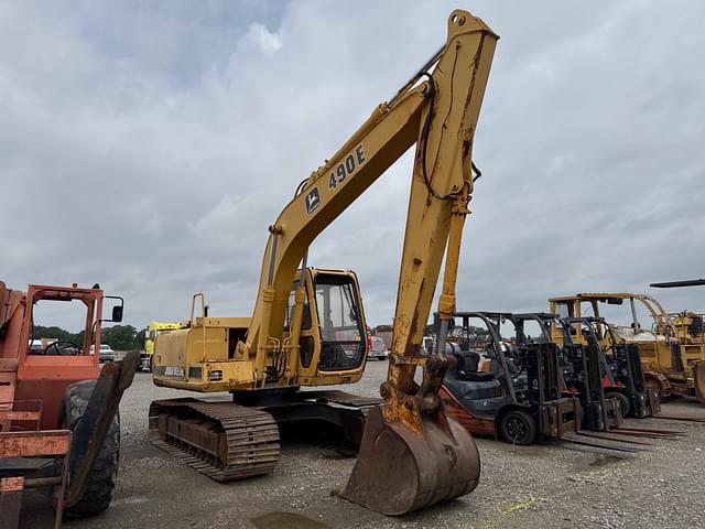 Image of John Deere 490E equipment image 1