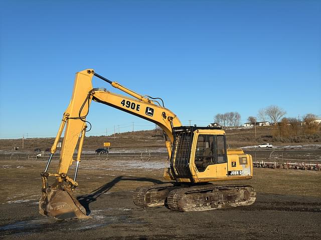 Image of John Deere 490E equipment image 1