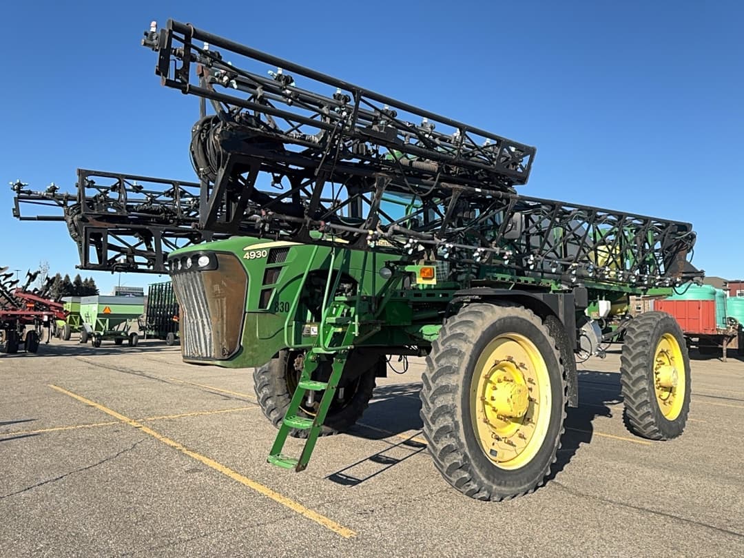 Image of John Deere 4930 Primary image