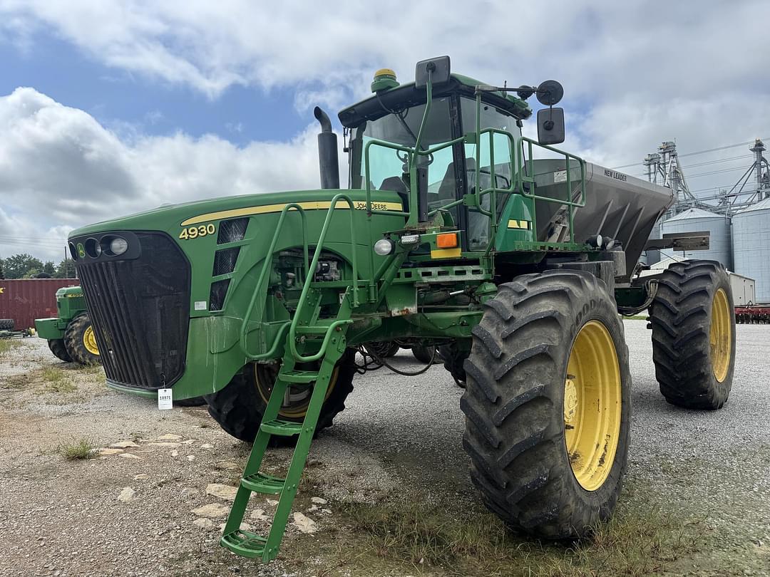 Image of John Deere 4930 Primary image