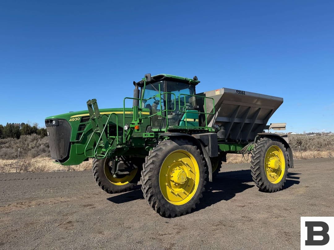 Image of John Deere 4930 Primary image