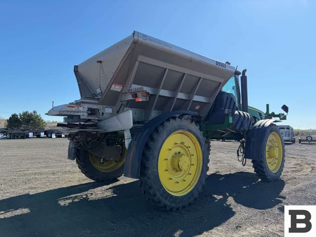 Image of John Deere 4930 equipment image 4