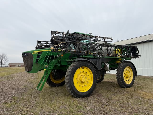 Image of John Deere 4930 equipment image 3