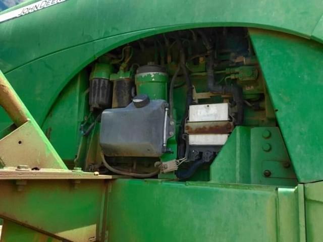 Image of John Deere 4930 equipment image 4