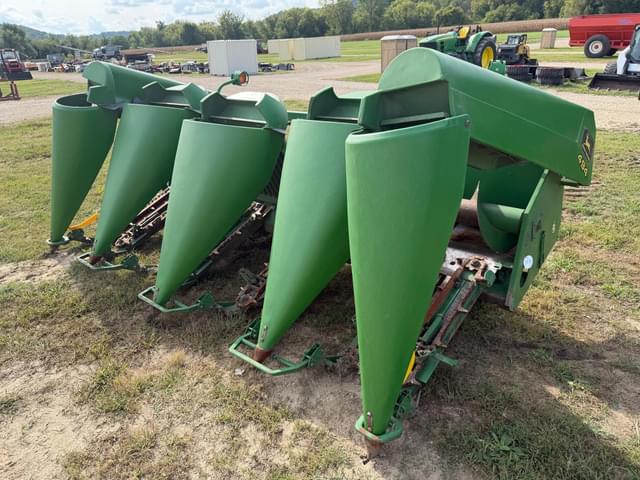 Image of John Deere 494 equipment image 1