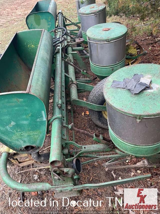 Image of John Deere 494 equipment image 4