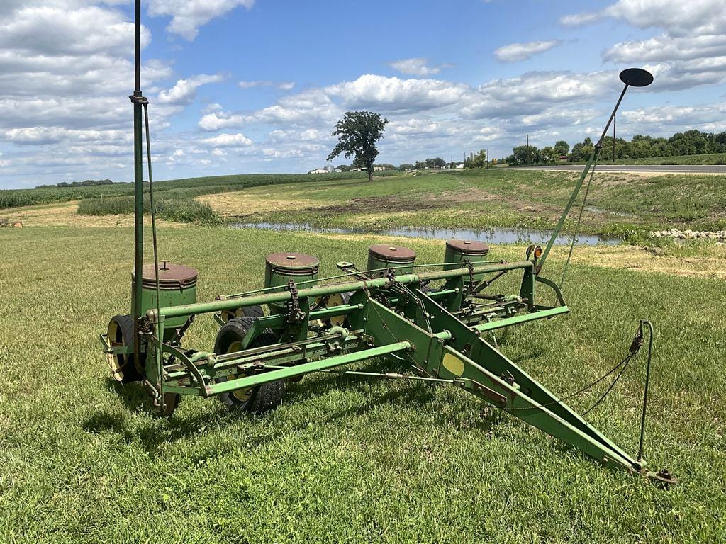 Main image John Deere 494