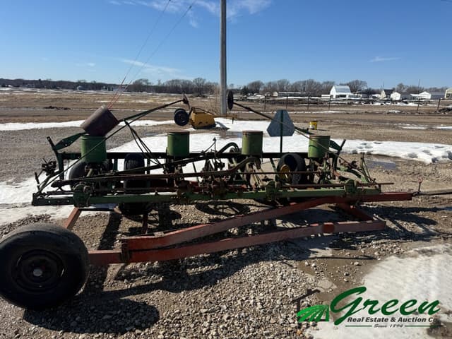 Image of John Deere 494 equipment image 2