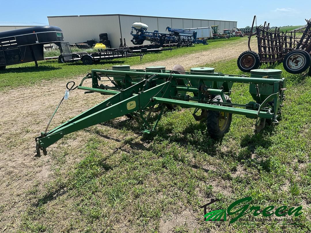 Image of John Deere 494 Primary image