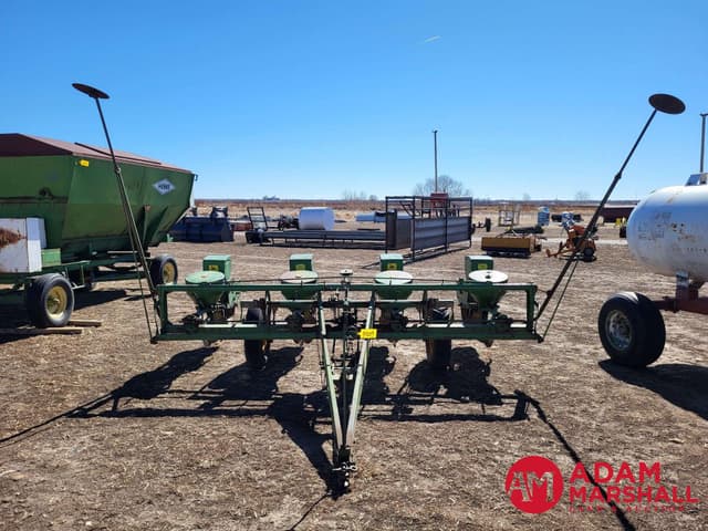 Image of John Deere 494A equipment image 4