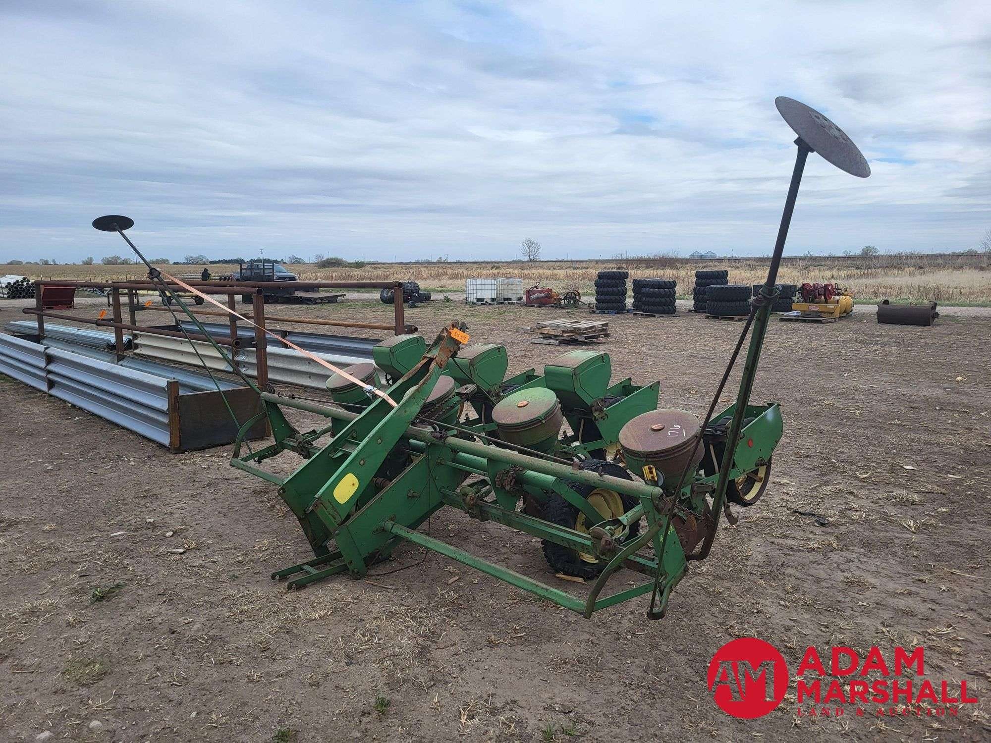 John Deere 494A Equipment Image0