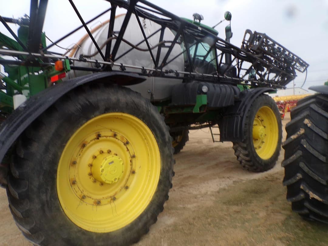 Image of John Deere 4940 Primary image