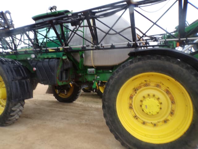 Image of John Deere 4940 equipment image 4