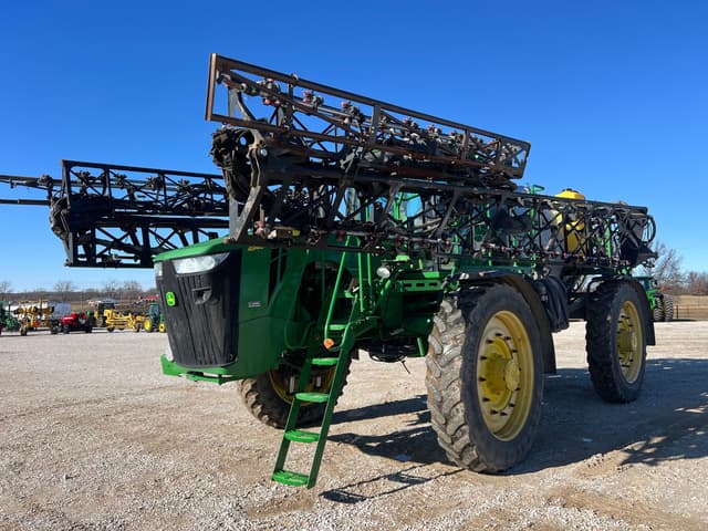 Image of John Deere 4940 equipment image 1