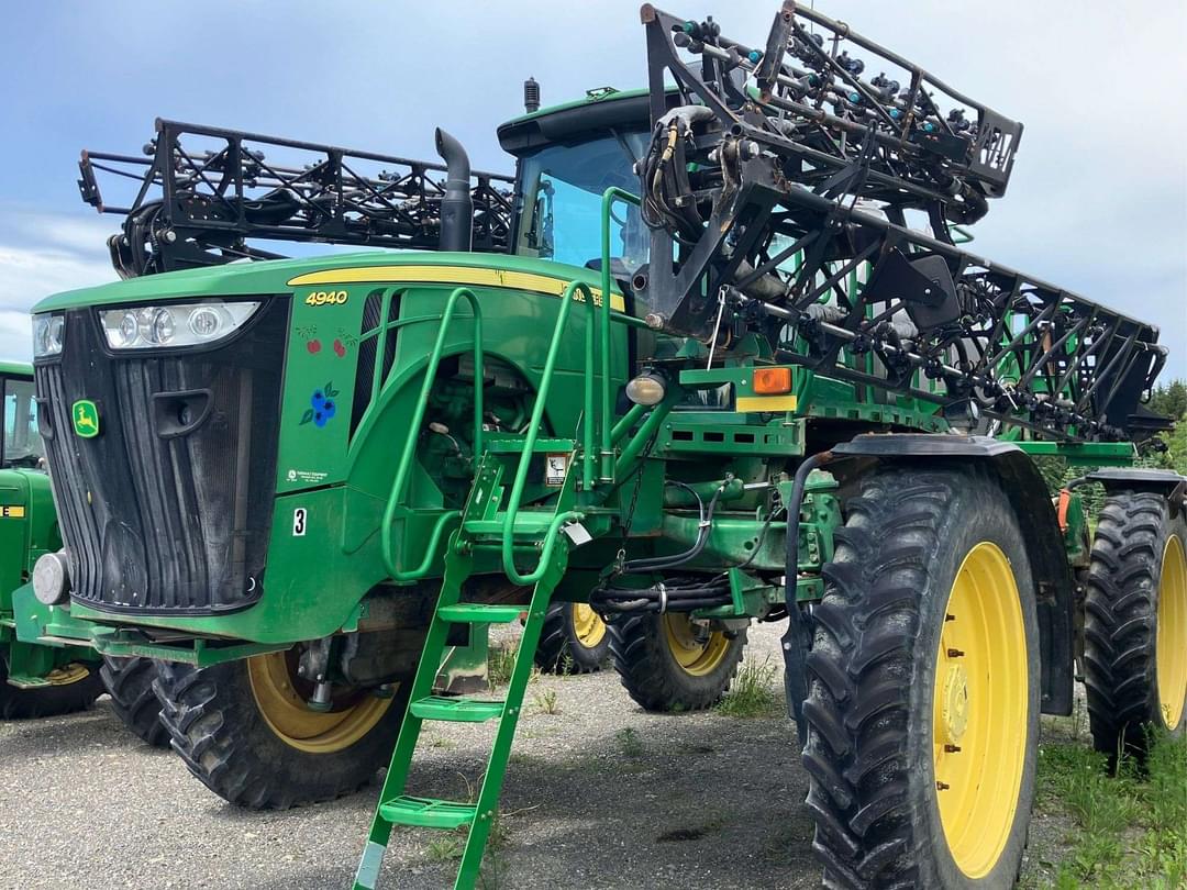 Image of John Deere 4940 Primary image