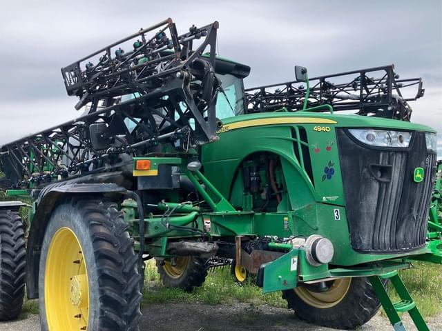 Image of John Deere 4940 equipment image 1