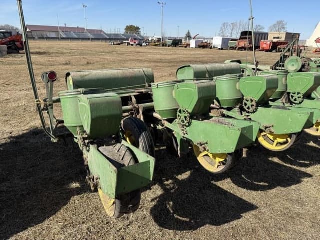 Image of John Deere 494A equipment image 4