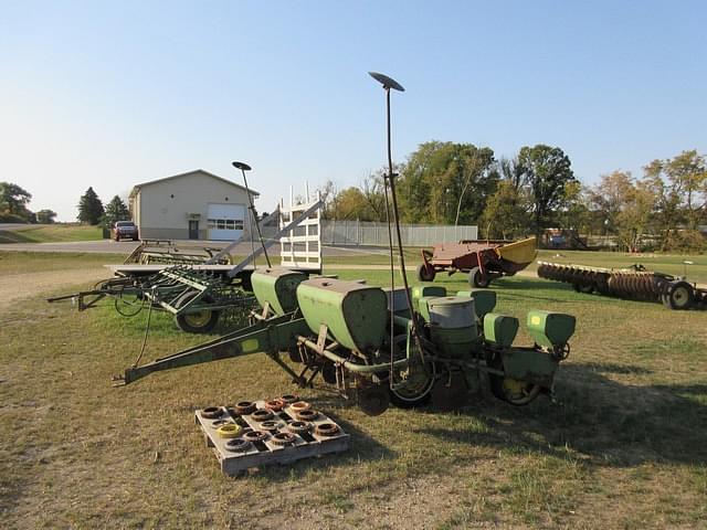 Image of John Deere 494A equipment image 1