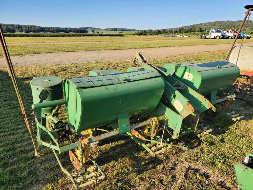 Main image John Deere 494A